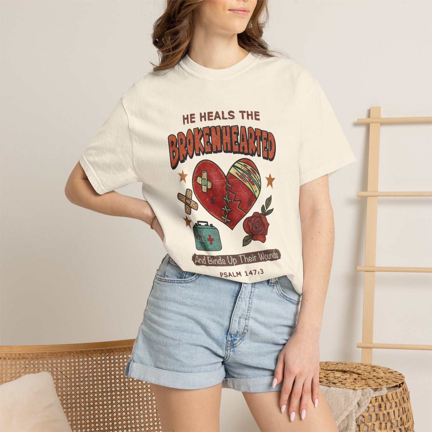 He Heals the Brokenhearted T-Shirt
